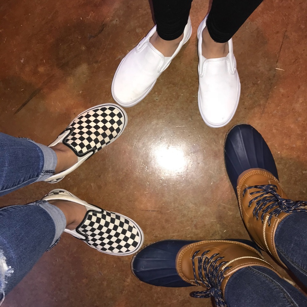 Meet your Posher, Ava